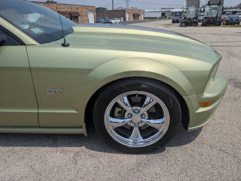 2005 Ford Mustang