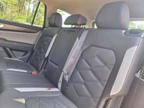 2025 Volkswagen Atlas Peak Edition 4Motion