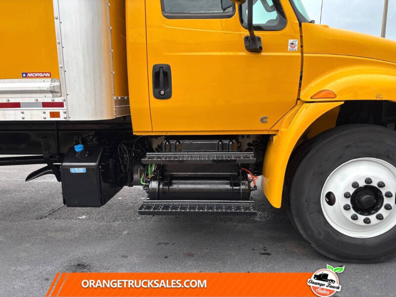 2019 International DuraStar 4300