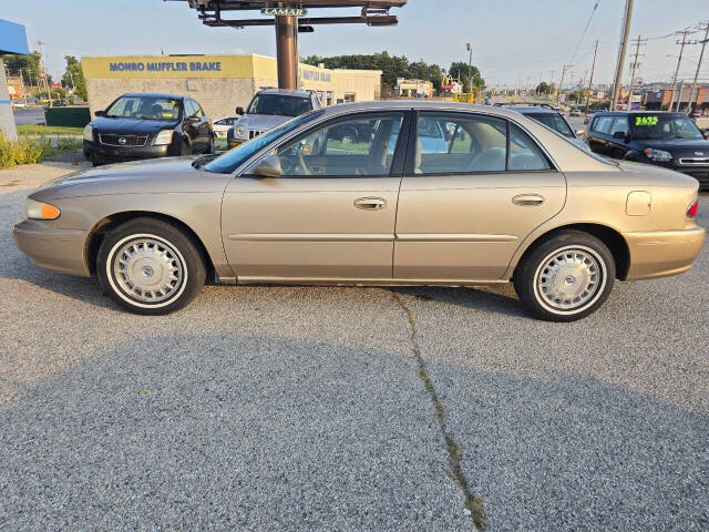 2005 Buick Century for sale at QUEENSGATE AUTO SALES in York, PA