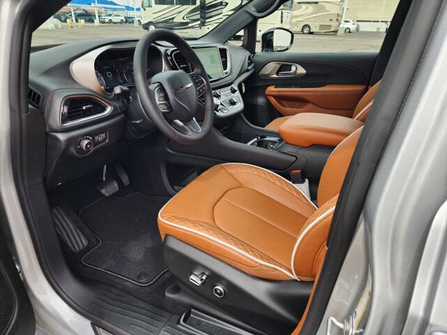 2026 Chrysler Pacifica Pinnacle