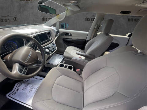 2019 Chrysler Pacifica LX