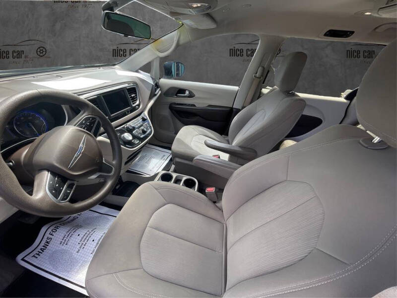 2019 Chrysler Pacifica LX