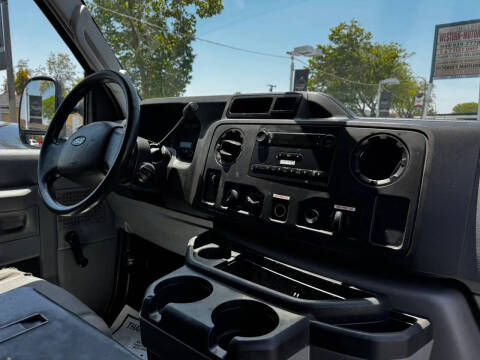 2010 Ford E-Series E-250