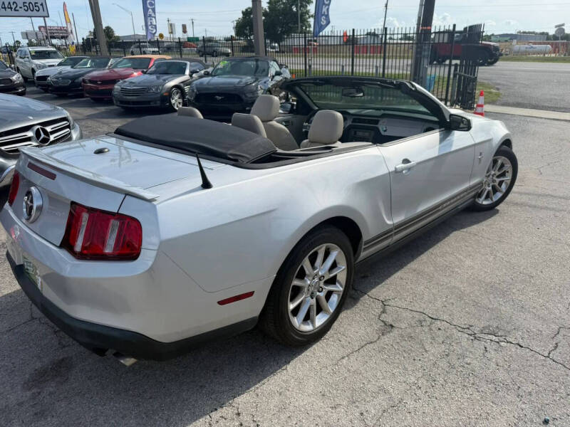 2011 Ford Mustang
