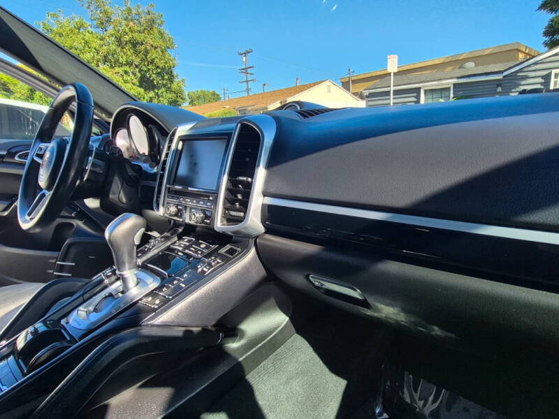 2016 Porsche Cayenne