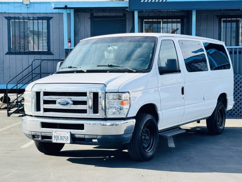 2014 Ford E-Series E-150 XLT
