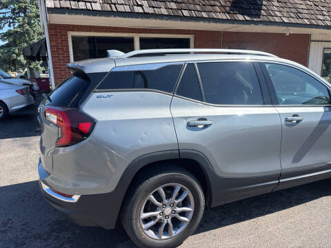 2023 GMC Terrain SLT