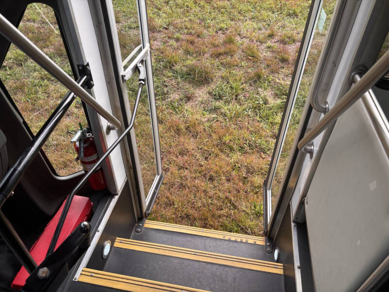 2017 Ford E-Series E-450 SD