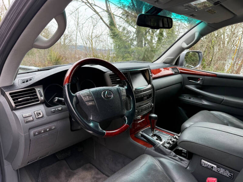 2009 Lexus LX 570
