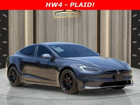 2025 Tesla Model S Plaid