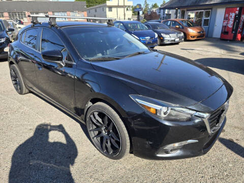 2017 Mazda MAZDA3 Grand Touring