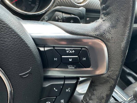 2017 Ford Mustang V6