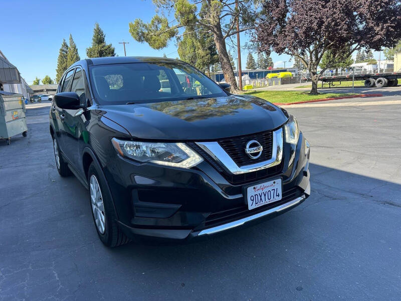 2017 Nissan Rogue S