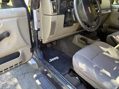 2004 Jeep Wrangler SE