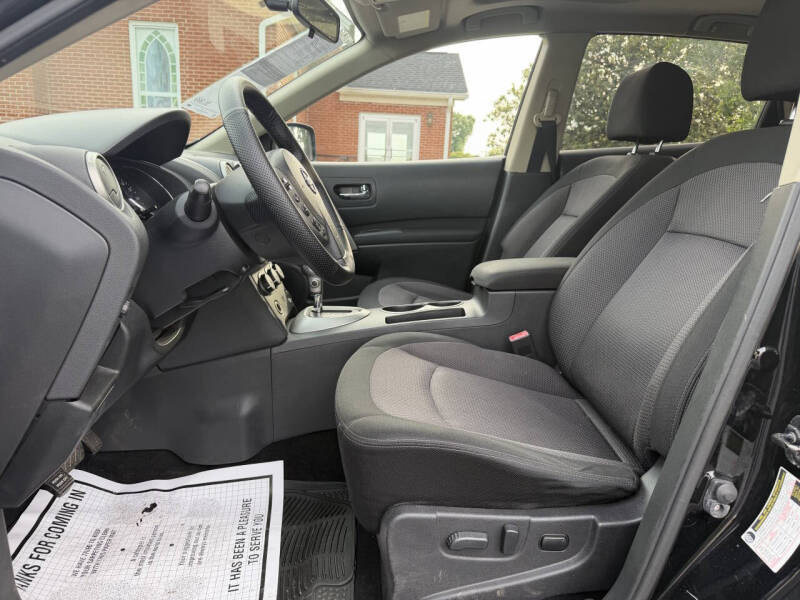 2011 Nissan Rogue SV