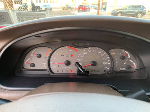 2004 Toyota Sequoia SR5