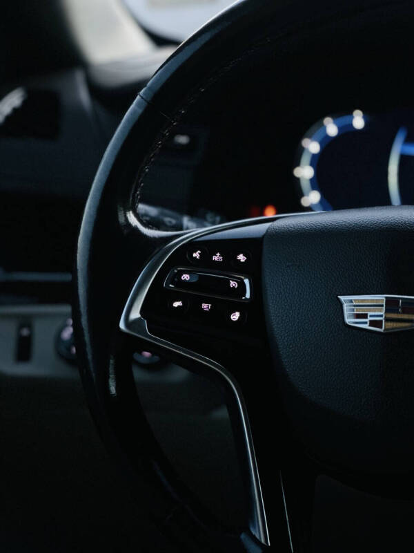 2016 Cadillac Escalade ESV Luxury Collection