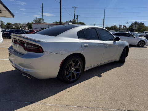 2019 Dodge Charger SXT
