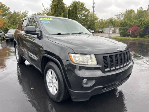2011 Jeep Grand Cherokee for sale at Newcombs North Certified Auto Sales in Metamora MI