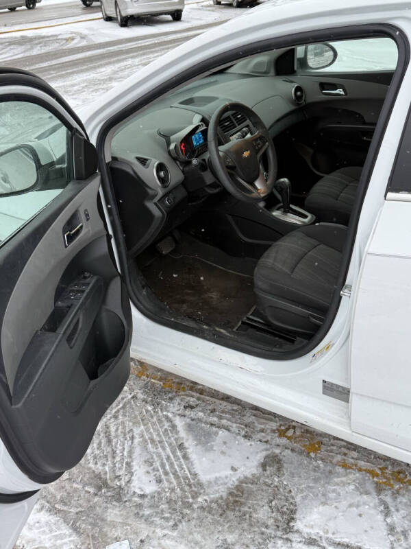 2015 Chevrolet Sonic LT Auto