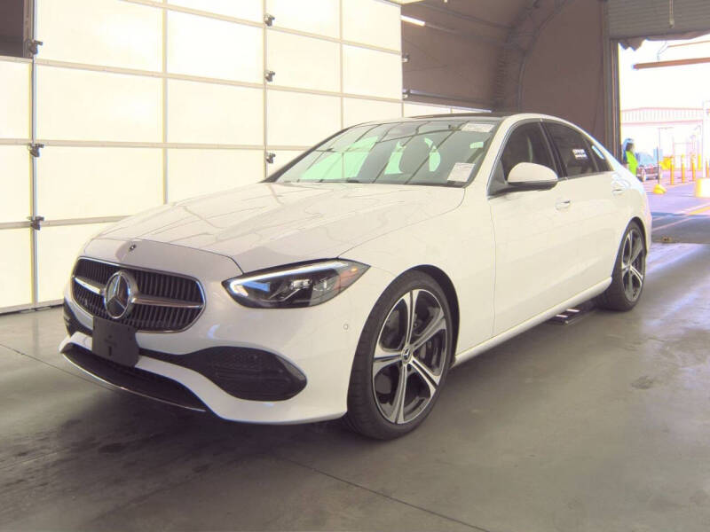 2025 Mercedes-Benz C-Class Sedan C 300's photo