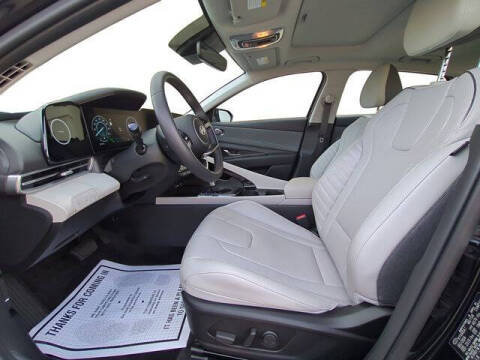 2025 Hyundai Elantra Hybrid Limited