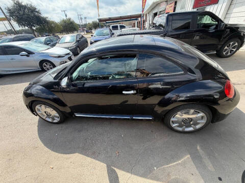 2013 Volkswagen Beetle 2.5L PZEV Fender Edition