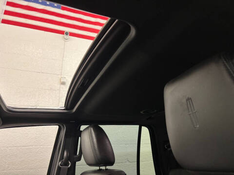2012 Lincoln Navigator