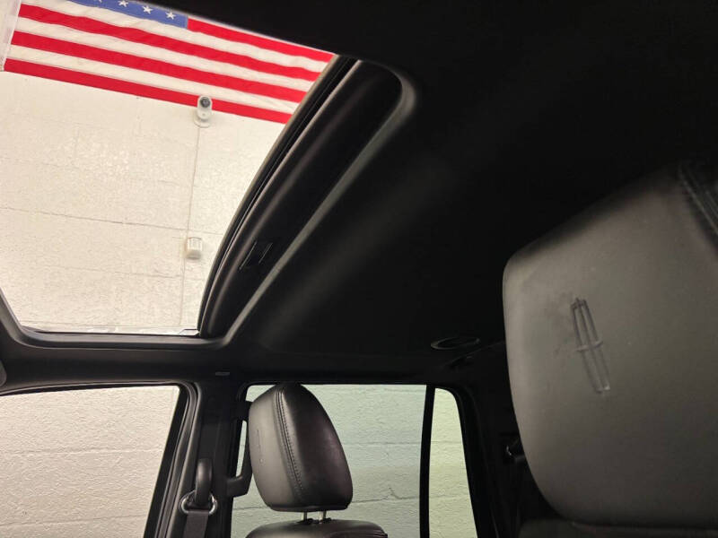 2012 Lincoln Navigator