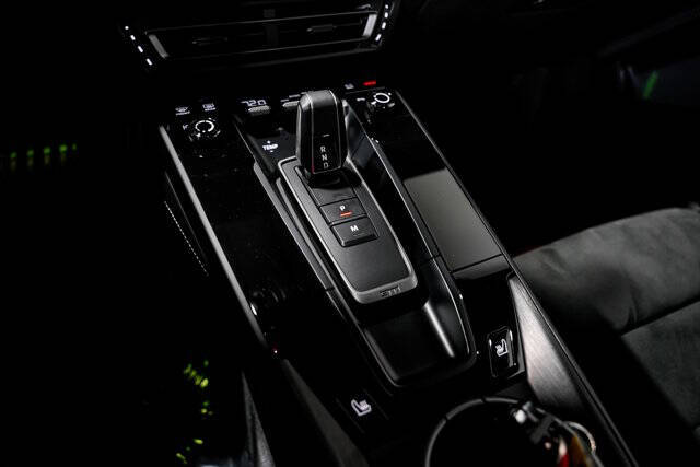 2024 Porsche 911 Dakar