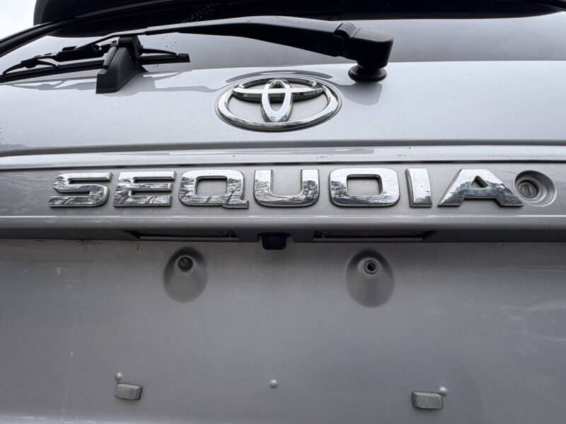 2019 Toyota Sequoia SR5