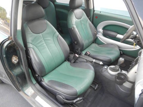 2004 MINI Cooper