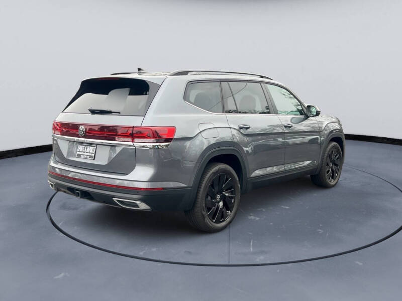 2024 Volkswagen Atlas SE