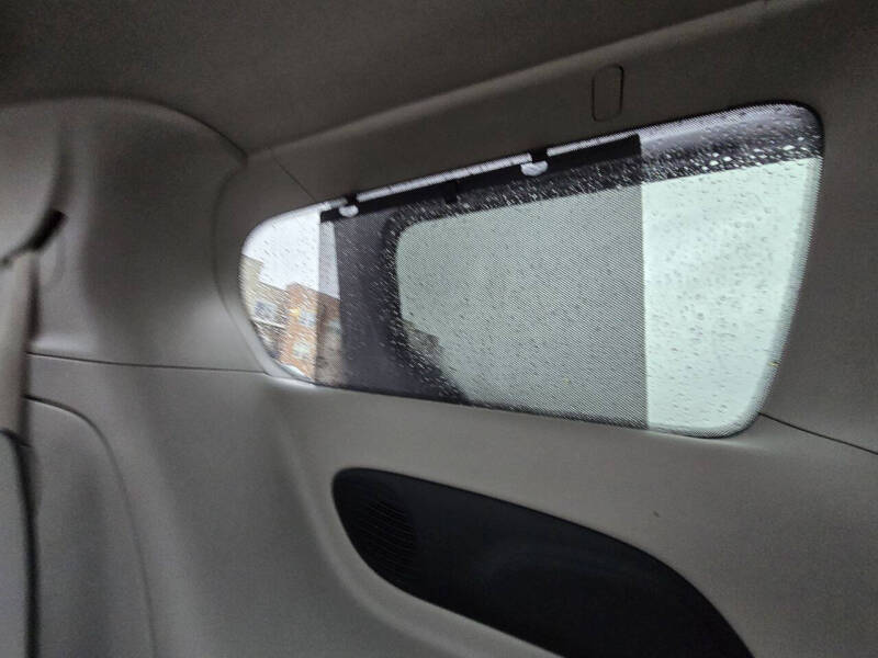 2018 Chrysler Pacifica Hybrid Limited