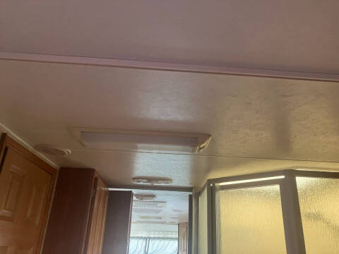 2004 Ford E-Series E-450 SD