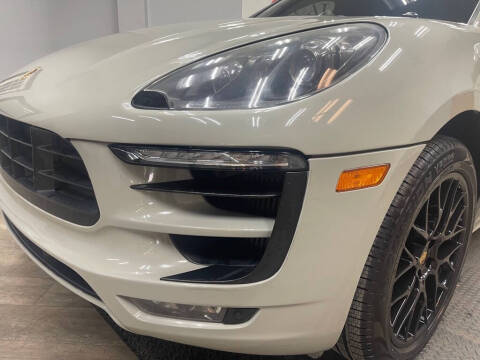 2017 Porsche Macan GTS