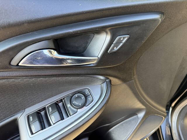 2017 Chevrolet Malibu LT