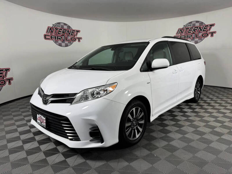 2019 Toyota Sienna LE 7-Passenger