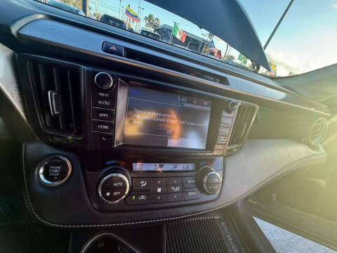 2017 Toyota RAV4 XLE