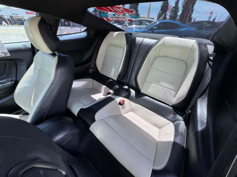 2017 Ford Mustang EcoBoost Premium