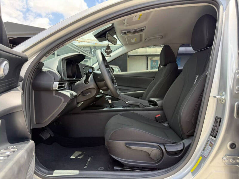 2022 Hyundai Elantra