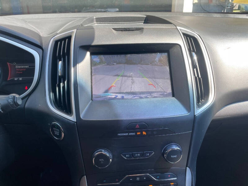 2020 Ford Edge SEL