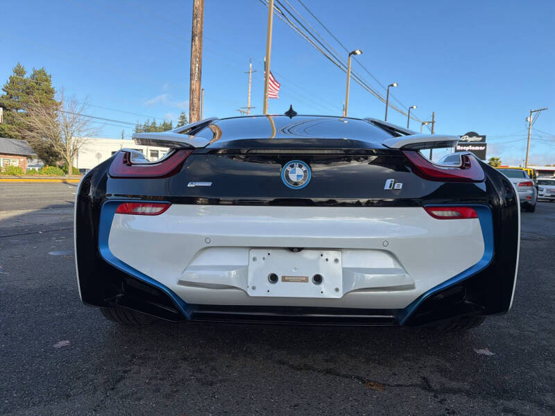 2015 BMW i8