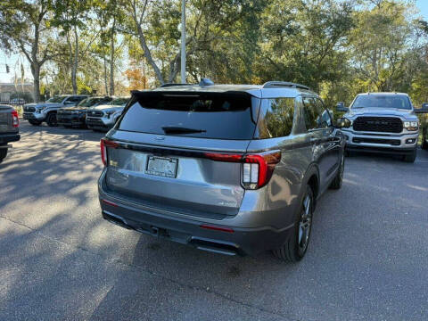 2025 Ford Explorer ST-Line