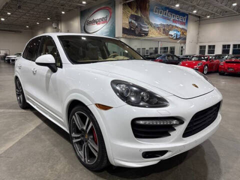 2013 Porsche Cayenne GTS