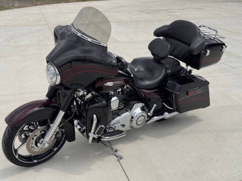 2011 Harley-Davidson Street Glide CVO