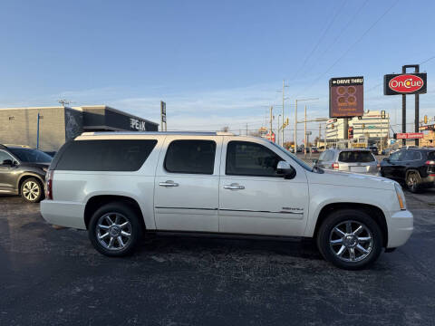 2011 GMC Yukon XL Denali