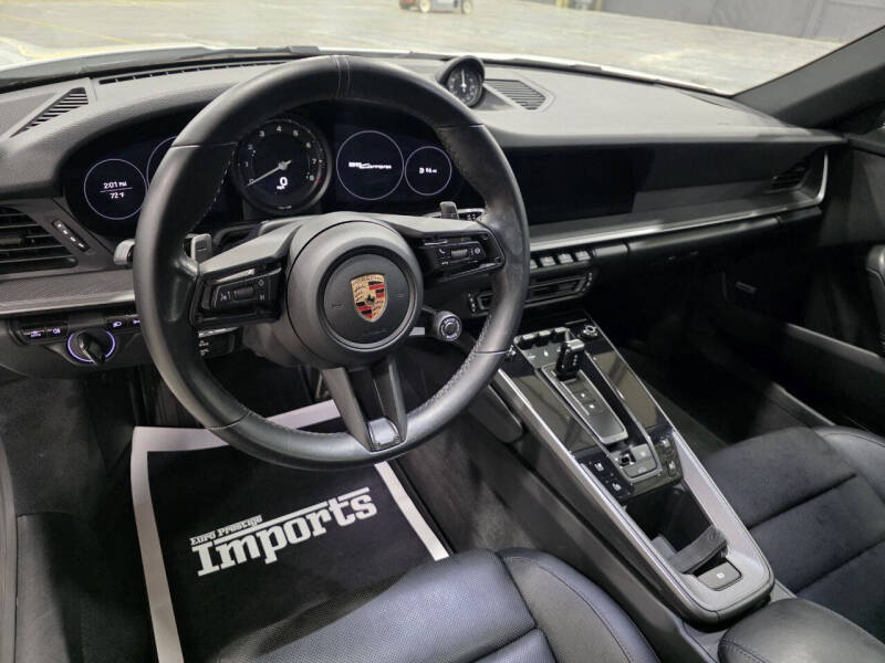 2020 Porsche 911 Carrera