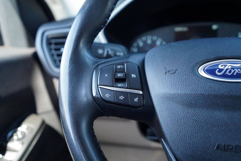 2021 Ford Escape SE